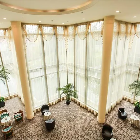 Yihe Longbai Airport Hotel-2